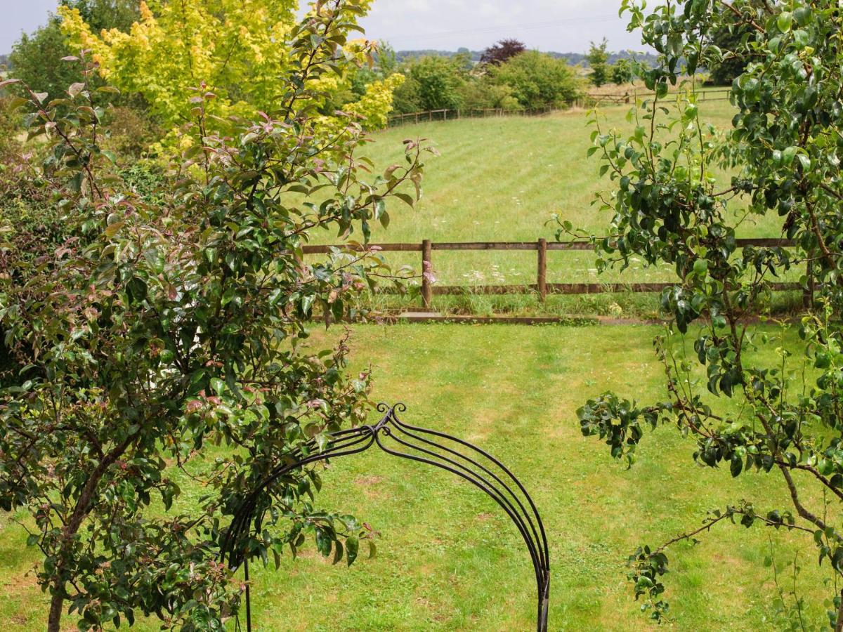 Field View Villa Cirencester Exterior photo
